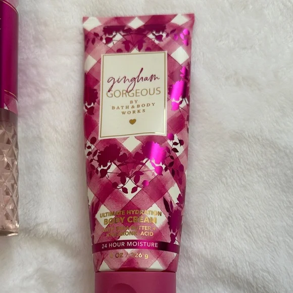SOLD!!! Bath & Body Works Gingham Gorgeous Pink and Gold Set - Picture 6 of 9